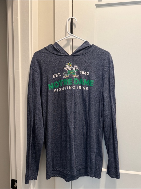 Captivating Other - Men’s Notre Dame Fighting Irish Hooded Long Sleeve Tee - Navy & Green